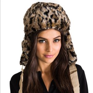 NWOT Juicy Couture Faux Fur Trapper Hat in Leopard